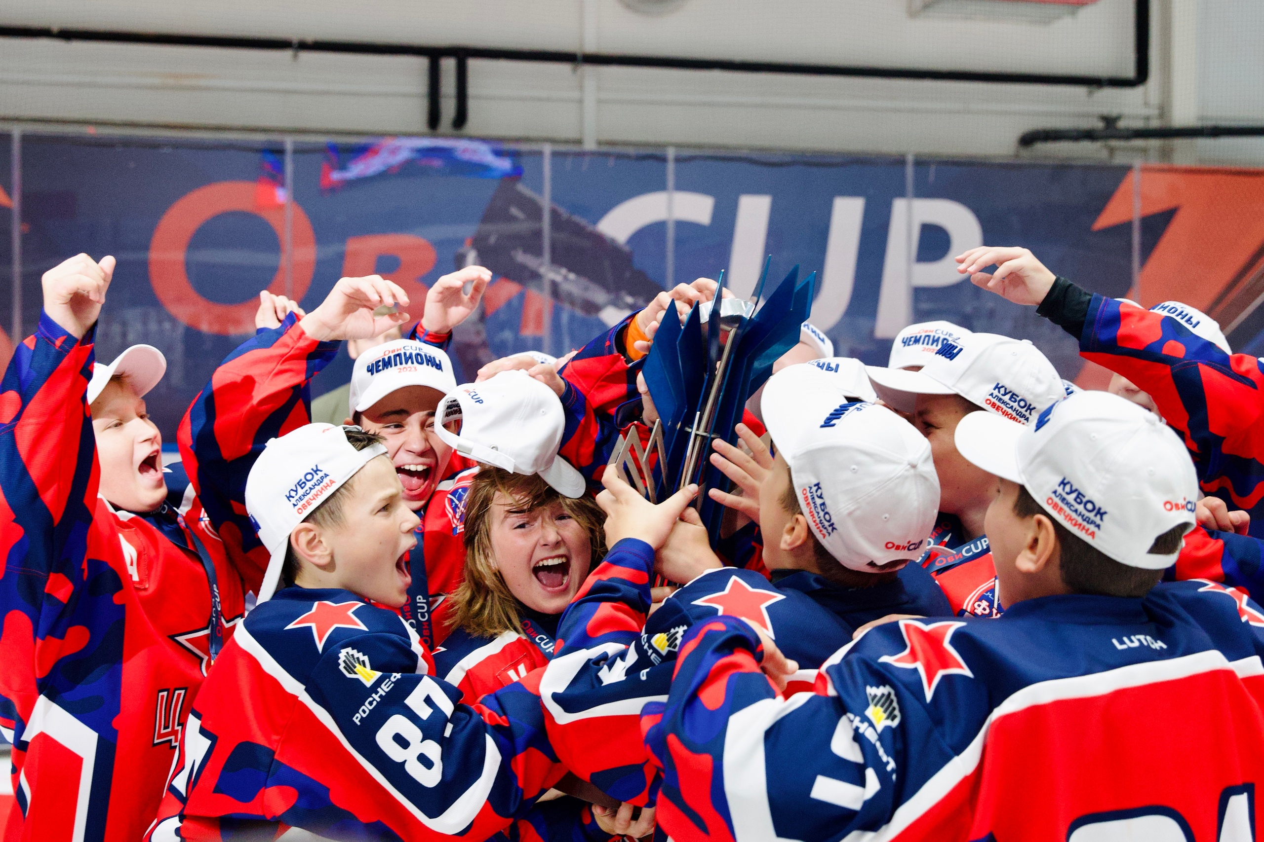 Третий год подряд победителями становится команда ЦСКА.